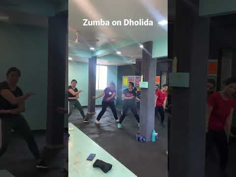 Fitness with Urvi // zumba on Dholida Alia Bhatt/ Gangubhai