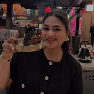Shubhi |Some Spice & a Girl