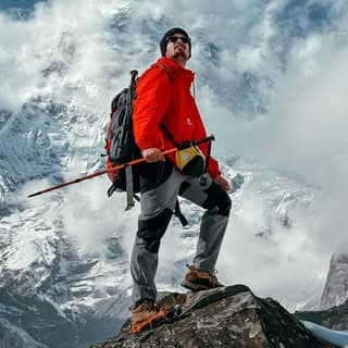 PRATEEK | hiking + travel 🇮🇳