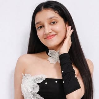 Priyal Sethiya | Lifestyle . Skincare . Haircare . Makeup