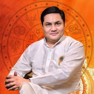 Gurudev Suresh Shrimali